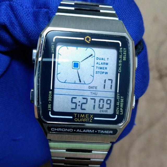 Q TIMEX Reissue Digital LCA TW2U72400 満点の 4800円引き stockshoes.co