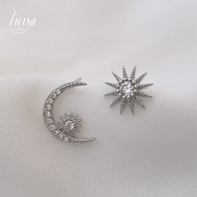 STAR JEWELRY(スタージュエリー)の★moon star asymmetry pierce★☆S925   レディースのアクセサリー(ピアス)の商品写真