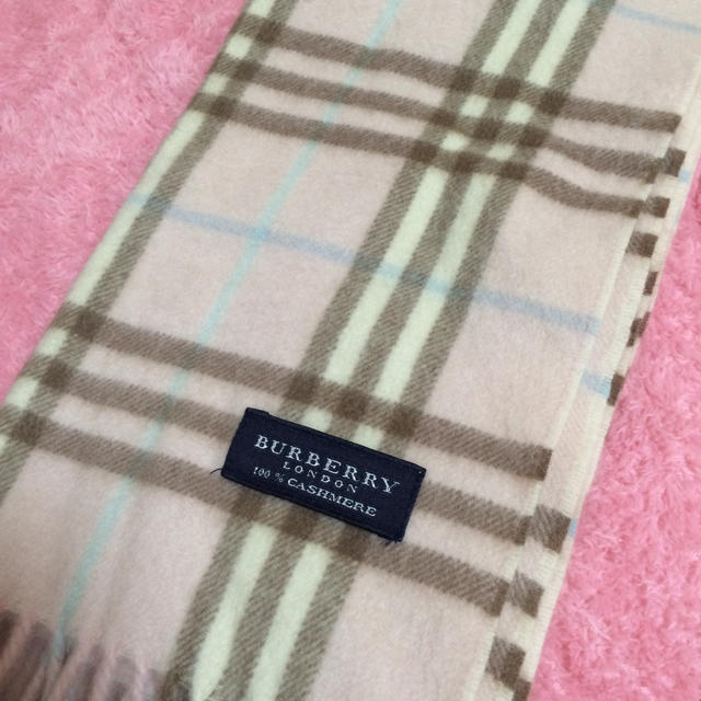 BURBERRY(バーバリー)の♡バーバリーカシミヤマフラー♡ レディースのファッション小物(マフラー/ショール)の商品写真