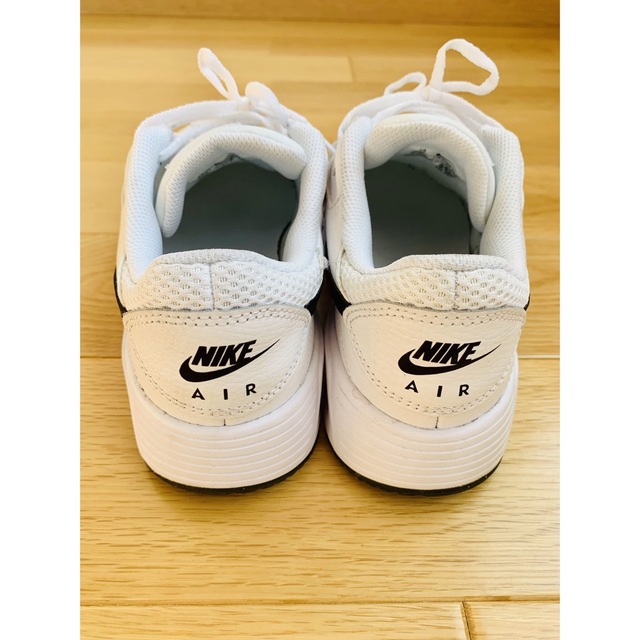 NIKE(ナイキ)のNIKE ナイキ AIR MAX SC ウィメンズ スニーカー 24.5 レディースの靴/シューズ(スニーカー)の商品写真