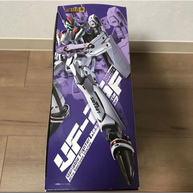 BANDAI(バンダイ)のDX超合金 マクロスフロンティア VF-25F メサイアバルキリー早乙女アルト機 エンタメ/ホビーのフィギュア(アニメ/ゲーム)の商品写真