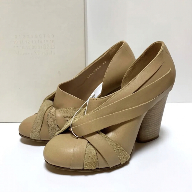 Maison Martin Margiela(マルタンマルジェラ)の☆未使用 メゾンマルジェラ レザー 編み込み ハイヒール パンプス イタリア製 レディースの靴/シューズ(ハイヒール/パンプス)の商品写真