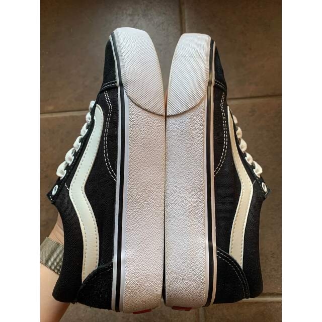 VANS(ヴァンズ)のVANS OLDSKOOL PLAT USED 23.5cm 厚底 レディースの靴/シューズ(スニーカー)の商品写真