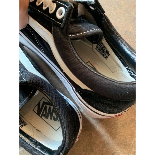 VANS(ヴァンズ)のVANS OLDSKOOL PLAT USED 23.5cm 厚底 レディースの靴/シューズ(スニーカー)の商品写真