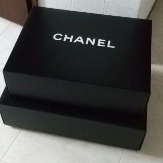 シャネル(CHANEL)のぷ～ままちゃん様専用CHANEL シャネル 空箱 ココハンドル(ショップ袋)