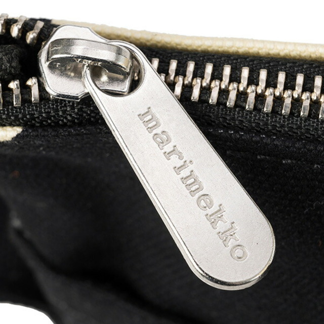 marimekko(マリメッコ)の新品 マリメッコ Marimekko ショルダーバッグ ピエニ ウニッコ MILLI MATKURI JUHLA レディースのバッグ(ショルダーバッグ)の商品写真