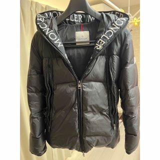 モンクレール(MONCLER)のモンクレール　MONCLER  ダウンジャケット　黒　M メンズ　中古　美品　(ダウンジャケット)