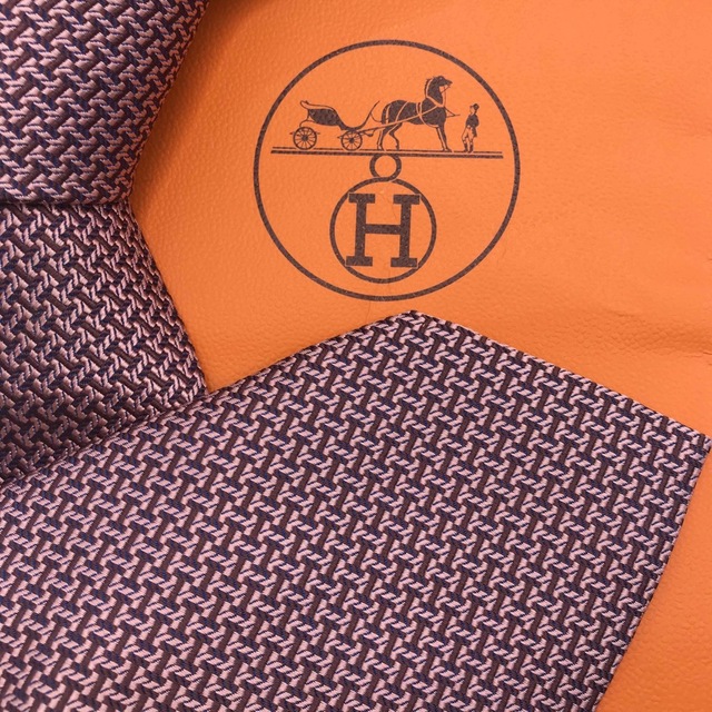 【エルメス　ネクタイ】HERMES『H』ロゴ×お洒落ピンク　高級ネクタイ