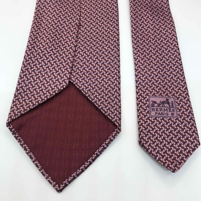 エルメス ネクタイ】HERMES『H』ロゴ×お洒落ピンク 高級ネクタイ エルメス ネクタイ】HERMES『H』ロゴ×お洒落ピンク 高級ネクタイ