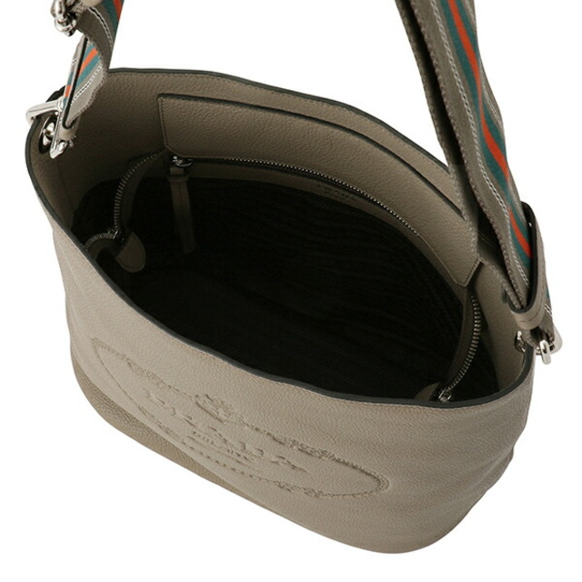 PRADA(プラダ)の新品 プラダ PRADA ショルダーバッグ ヴィッテロ フェニックス グレー 灰 レディースのバッグ(ショルダーバッグ)の商品写真