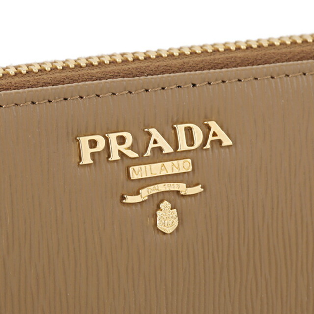 PRADA(プラダ)の新品 プラダ PRADA 長財布 ヴィッテロ ムーヴ カラメッロ レディースのファッション小物(財布)の商品写真