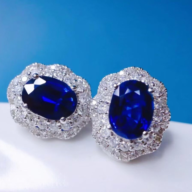 日本に 天然 ロイヤル ブルーサファイア ダイヤ ピアス1.46ct k18