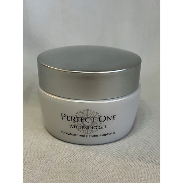 PERFECT ONE(パーフェクトワン)のパーフェクトワン　薬用ホワイトニングジェル　15g コスメ/美容のスキンケア/基礎化粧品(オールインワン化粧品)の商品写真