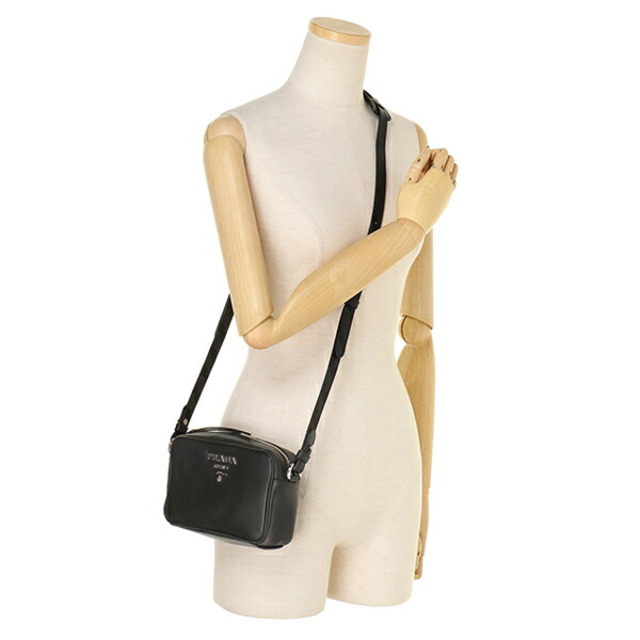 PRADA - 新品 プラダ PRADA ショルダーバッグ ソフトカーフ PRADA - 新品 プラダ PRADA ショルダーバッグ ソフトカーフ