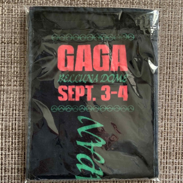 LADY GAGA 2022/9/3・4ベルーナドーム公演限定販売タオル エンタメ/ホビーのタレントグッズ(ミュージシャン)の商品写真