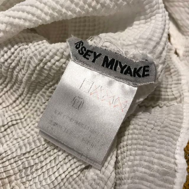 良品 ISSEY MIYAKE イッセイミヤケ プリーツ ワッフル カットソー