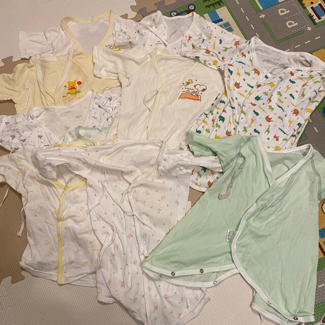 アカチャンホンポ(アカチャンホンポ)の新生児　肌着　50-60 キッズ/ベビー/マタニティのベビー服(~85cm)(肌着/下着)の商品写真