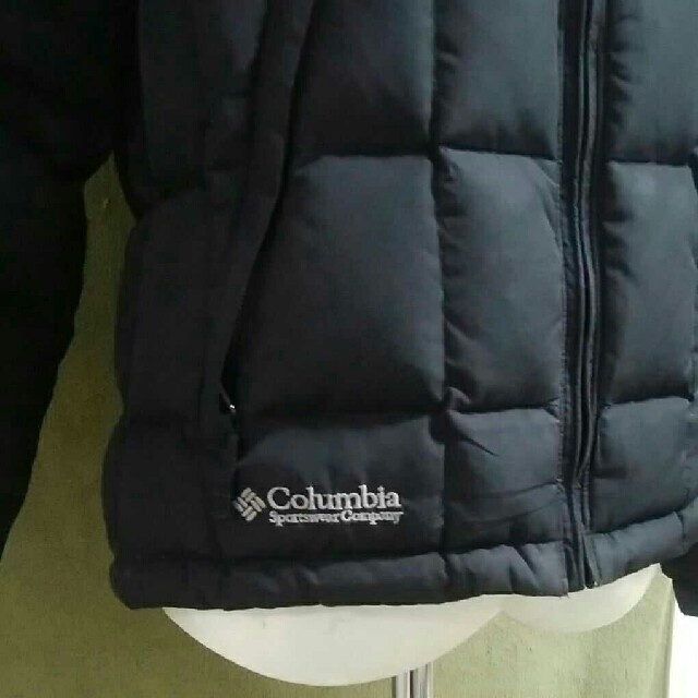 Columbia(コロンビア)のColumbia　インポート　ダウンジャケット　黒　レディースS-M レディースのジャケット/アウター(ダウンジャケット)の商品写真