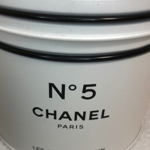 CHANEL - 【CHANEL】ザバスタブレット缶N°5★ファクトリー5 100周年特別限定品の通販 by ♠Alice♣🔷コメント前に