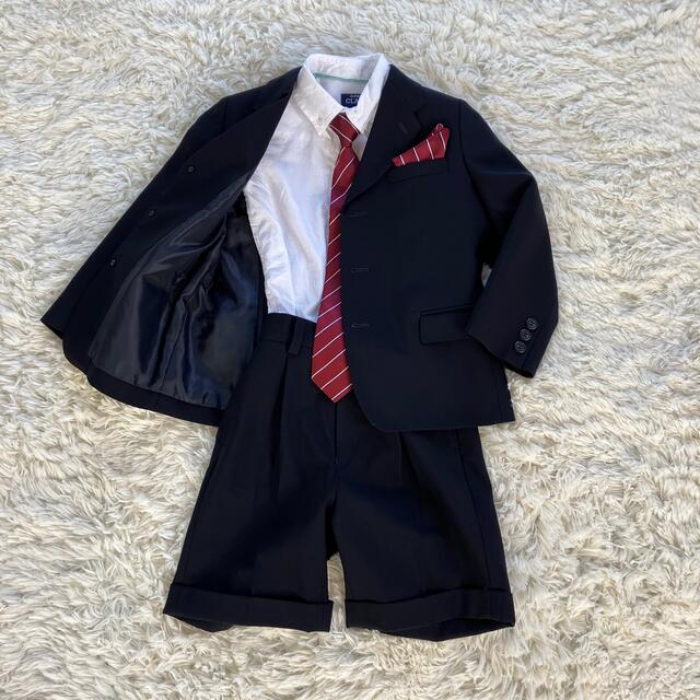 mikihouse(ミキハウス)のMIKI HOUSE キッズセットアップ　ネイビー　110 キッズ/ベビー/マタニティのキッズ服男の子用(90cm~)(ドレス/フォーマル)の商品写真