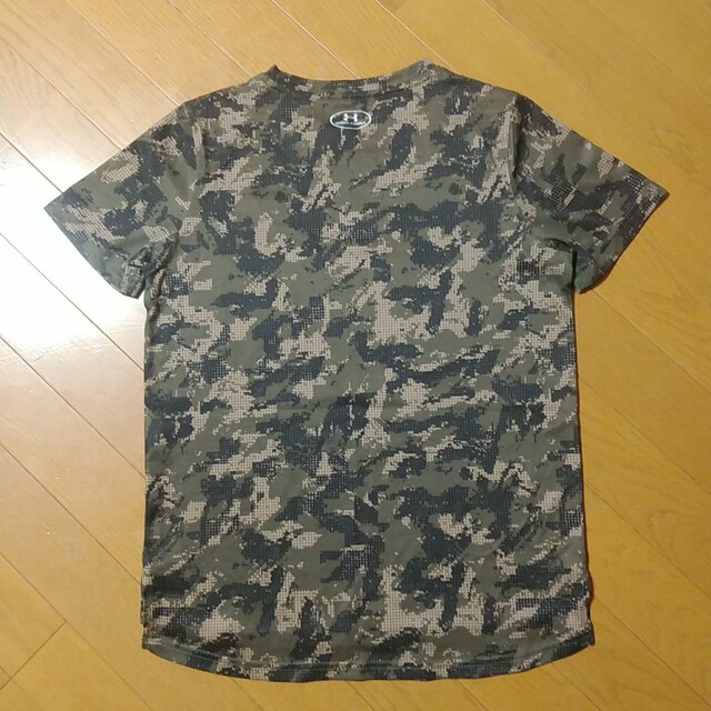 UNDER ARMOUR(アンダーアーマー)のアンダーアーマー　Tシャツ キッズ/ベビー/マタニティのキッズ服男の子用(90cm~)(Tシャツ/カットソー)の商品写真