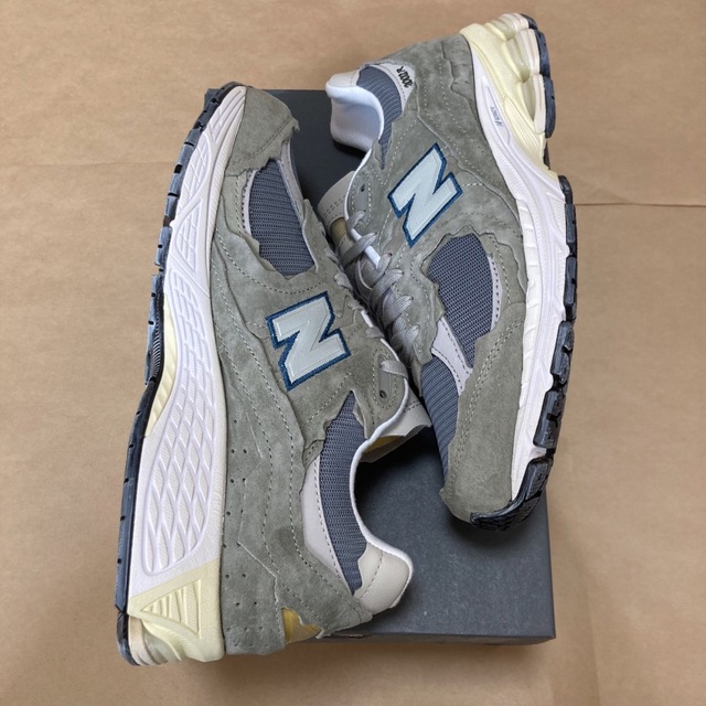 New Balance(ニューバランス)のnew balance m2002 RDD 27.5 ml2002 メンズの靴/シューズ(スニーカー)の商品写真