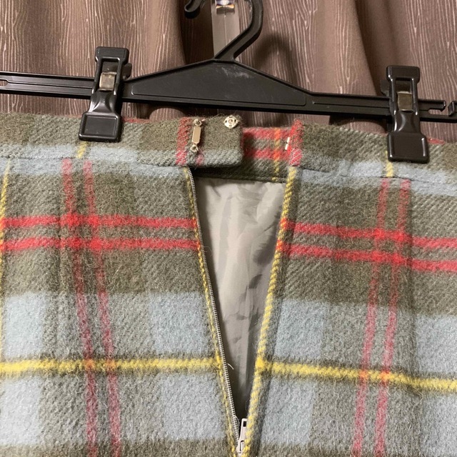 Yorkland(ヨークランド)の中古 スカート ヨークランド ウール100% フリーサイズ レディースのスカート(ひざ丈スカート)の商品写真