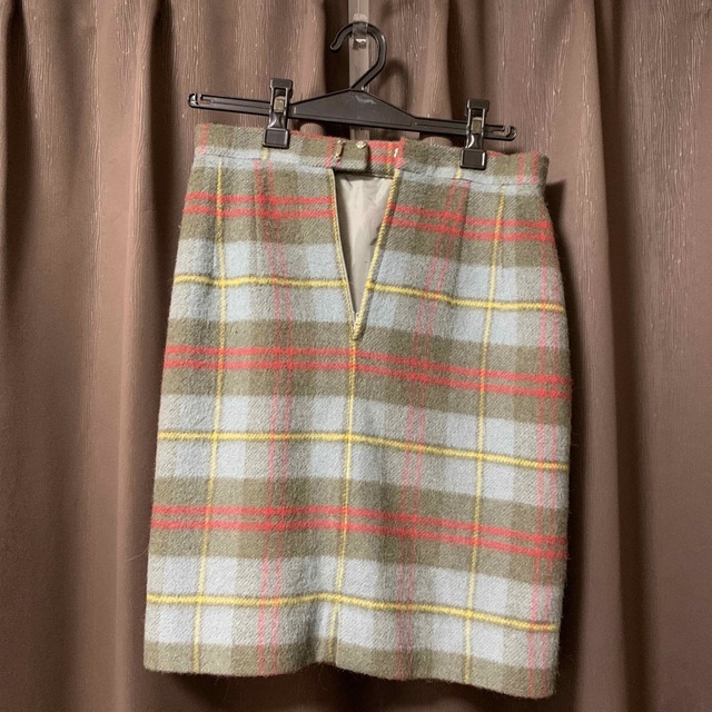 Yorkland(ヨークランド)の中古 スカート ヨークランド ウール100% フリーサイズ レディースのスカート(ひざ丈スカート)の商品写真