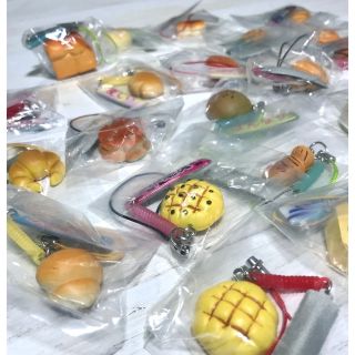 焼きたて パン メーカー ストラップ 全22種 ミニチュア 食品サンプル