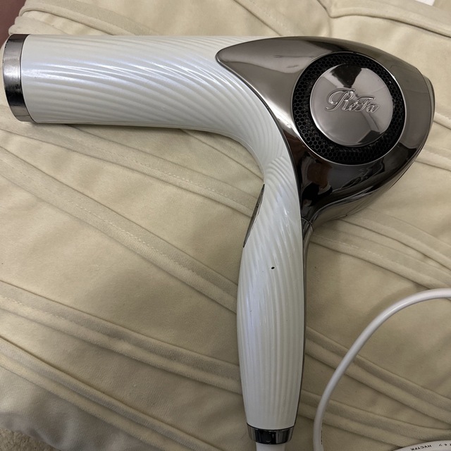 家電・スマホ・カメラ極美品✨リファ ビューティックドライヤー