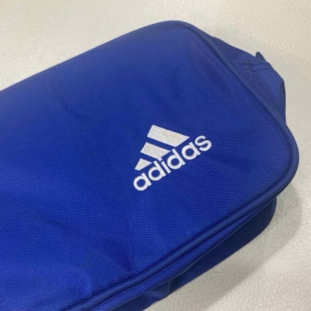 adidas(アディダス)の【未使用】adidasシューズバッグ スポーツ/アウトドアのスポーツ/アウトドア その他(その他)の商品写真