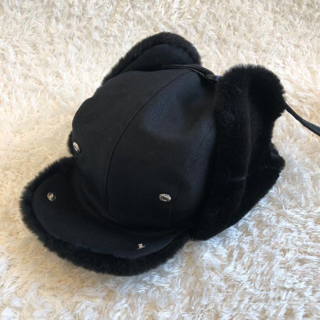 CHRISTIAN DADA(クリスチャンダダ)の超美品　BASICKS ベーシックス フライトキャップ　飛行帽　耳当て　ブラック メンズの帽子(キャップ)の商品写真