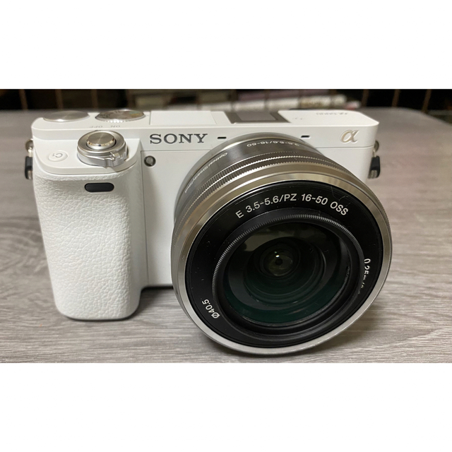 SONY α6000 パワーズームキット - ミラーレス一眼