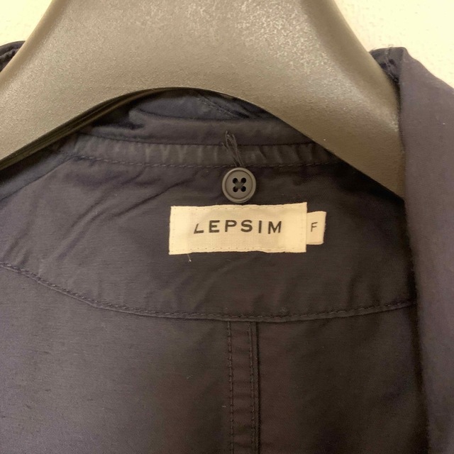 LEPSIM(レプシィム)のレプシィム　マタニティコート　ダッカー付きジャケット キッズ/ベビー/マタニティのマタニティ(マタニティアウター)の商品写真