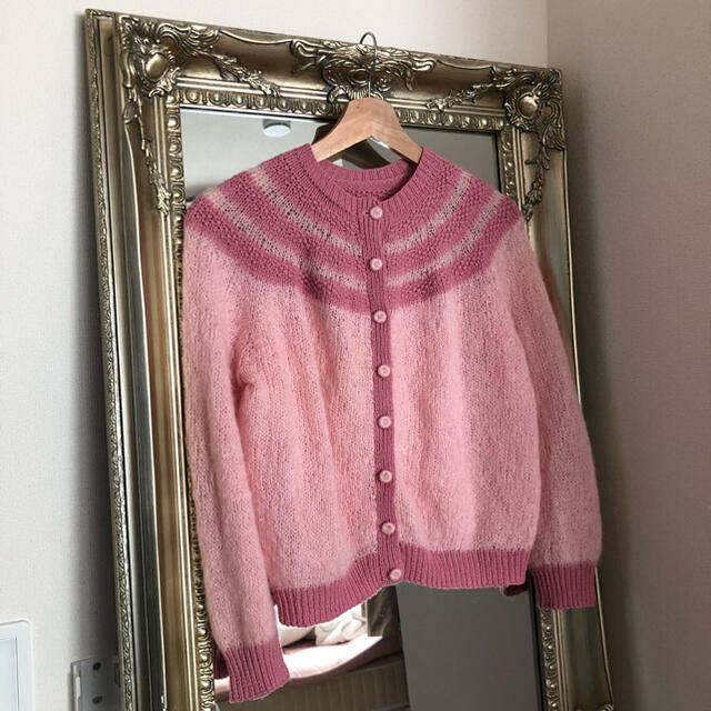 vintag pink cardigan 2