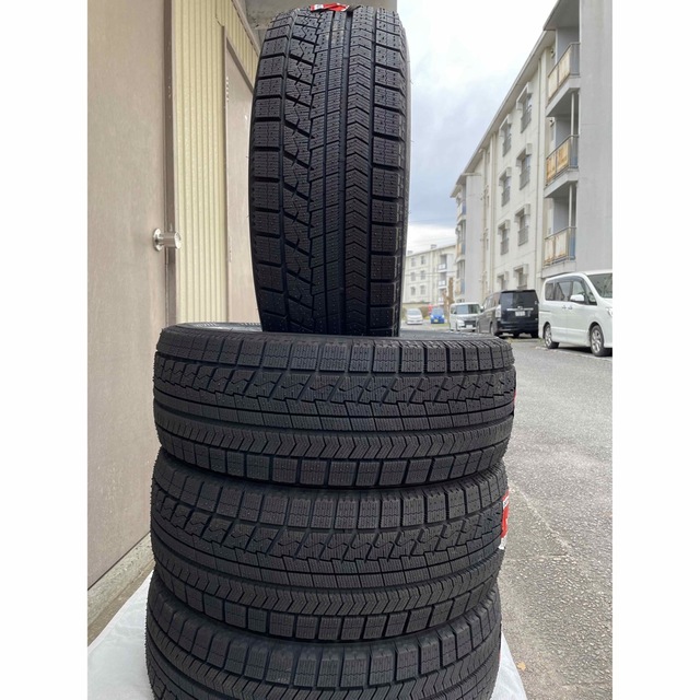 新品未使用品‼️スタッドレス 225/55R18インチ 2021年製