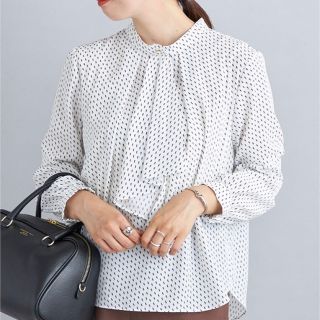 シップスフォーウィメン(SHIPS for women)のシップスのプリントブラウス38(シャツ/ブラウス(長袖/七分))