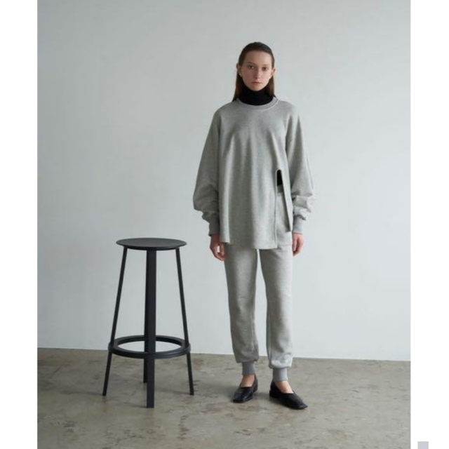 CLANE(クラネ)のCLANE クラネ / BULKY SLIT SWEAT SET UP レディースのレディース その他(セット/コーデ)の商品写真