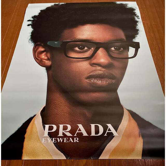 PRADA(プラダ)のレア！非売品！PRADA EYEWEAR ポスター エンタメ/ホビーのコレクション(印刷物)の商品写真