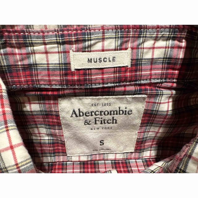 Abercrombie&Fitch(アバクロンビーアンドフィッチ)のカジュアルシャツ　コットン100% メンズのトップス(シャツ)の商品写真