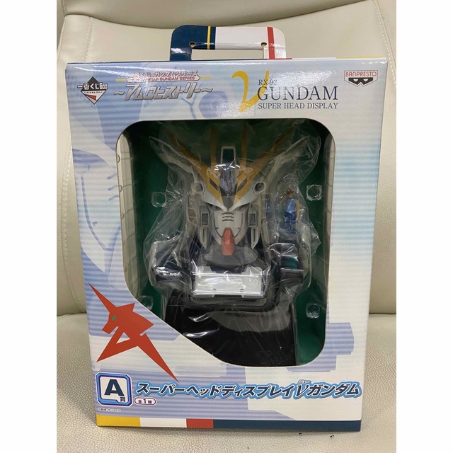 BANPRESTO(バンプレスト)の一番くじガンダムシリーズA賞スーパーヘッドディスプレイνガンダム エンタメ/ホビーのおもちゃ/ぬいぐるみ(模型/プラモデル)の商品写真