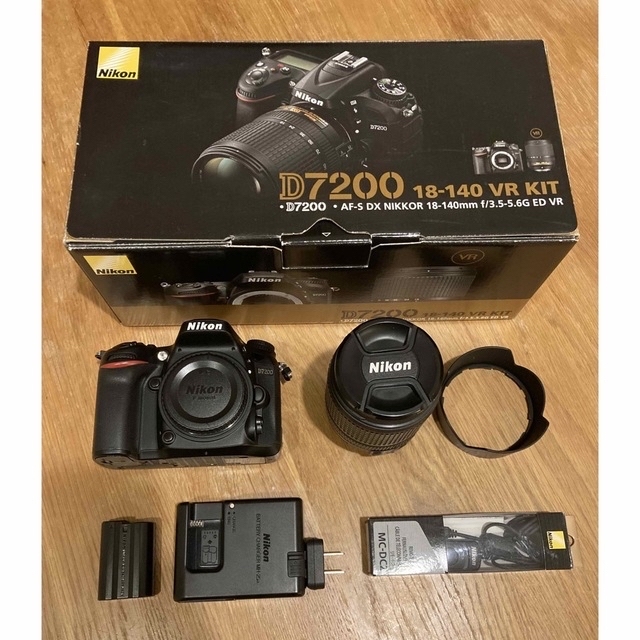 【極美品】Nikon D7200 18-140 VR レンズキット　おまけ付