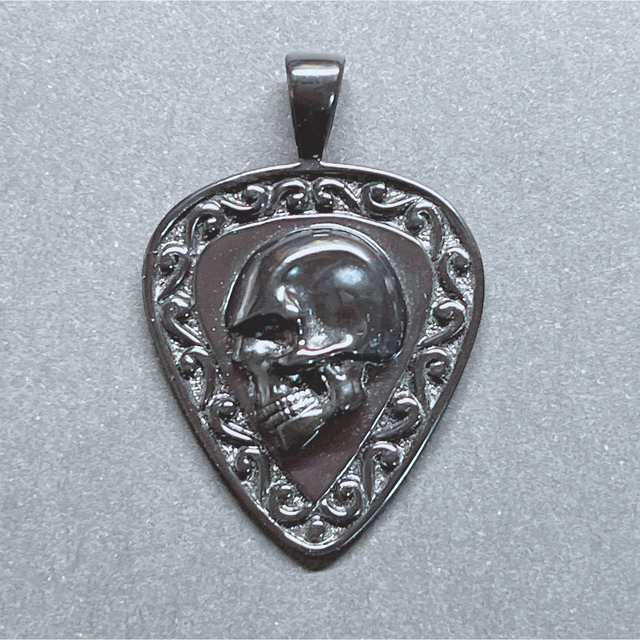 Chrome Hearts(クロムハーツ)のgood viberations ピック型 ペンダントトップ メンズのアクセサリー(ネックレス)の商品写真