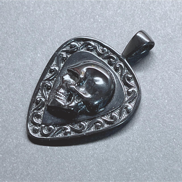 Chrome Hearts(クロムハーツ)のgood viberations ピック型 ペンダントトップ メンズのアクセサリー(ネックレス)の商品写真