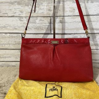 FENDI - フェンディ ショルダーバッグ パイソン レザー レッド赤