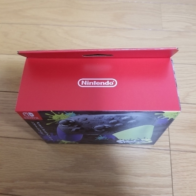 Nintendo Switch(ニンテンドースイッチ)のNintendo Switch Proプロコン　スプラトゥーン3エディション純正 エンタメ/ホビーのゲームソフト/ゲーム機本体(その他)の商品写真