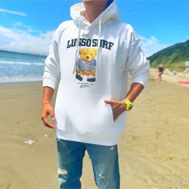 Ralph Lauren(ラルフローレン)のストリート系☆LUSSO SURF ベアパーカー　ホワイト　Mサイズ☆RVCA メンズのトップス(パーカー)の商品写真