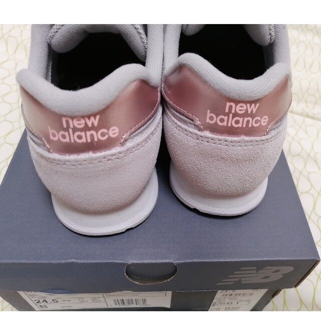 New Balance(ニューバランス)の最終値下げ!新品New Balance373レディーススニーカー24.5センチ レディースの靴/シューズ(スニーカー)の商品写真