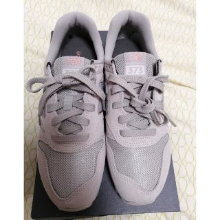 ニューバランス(New Balance)の最終値下げ!新品New Balance373レディーススニーカー24.5センチ(スニーカー)