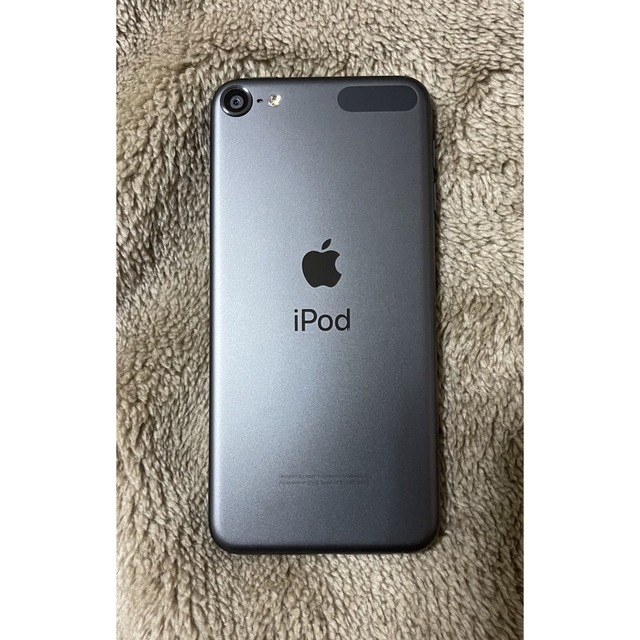 Apple(アップル)の美品 iPod touch 第7世代 32GB スペースグレイ スマホ/家電/カメラのオーディオ機器(ポータブルプレーヤー)の商品写真